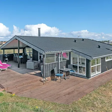 Bertil - 400m From The Sea By Interhome *