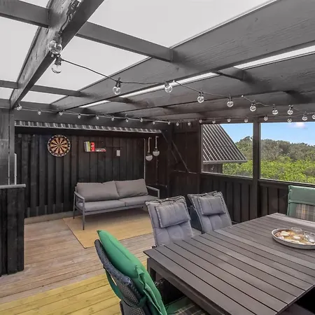 Bertil - 400m From The Sea By Interhome *