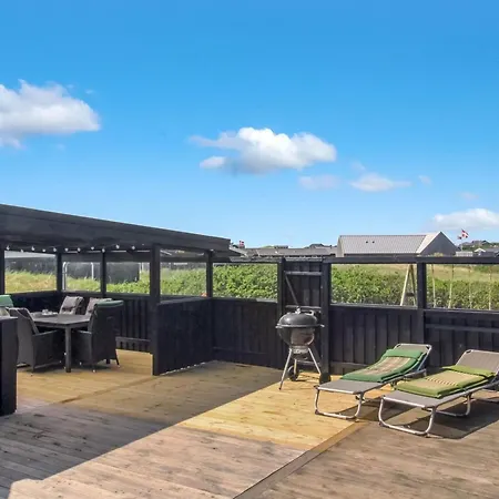Bertil - 400m From The Sea By Interhome *